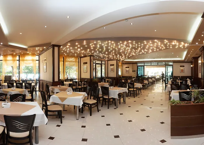 Elpida Hotel
