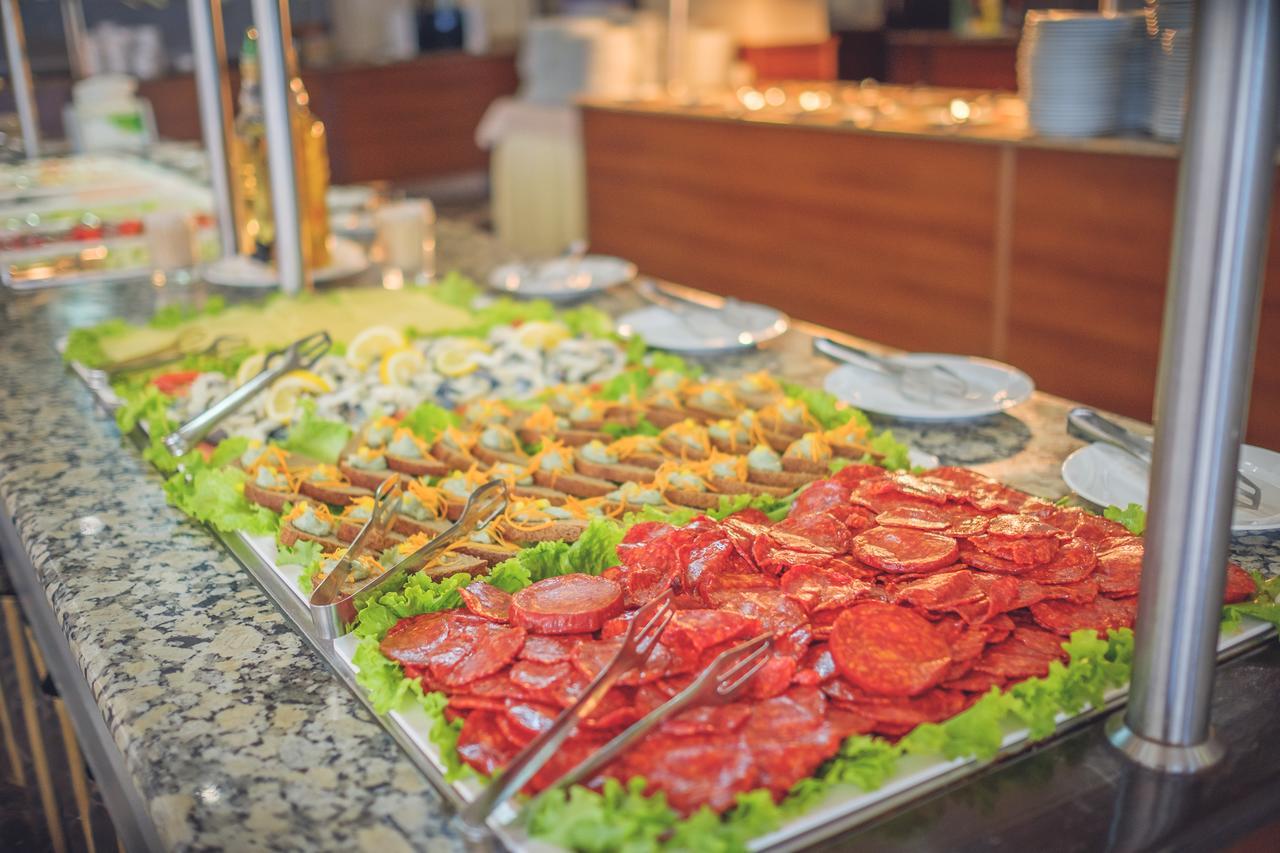Elpida Hotel